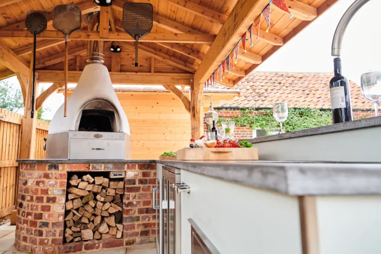 Oak Framed Buildings Cambridgeshire 3 Bespoke outdoor kitchens norfolk, suffolk and cambridgeshire