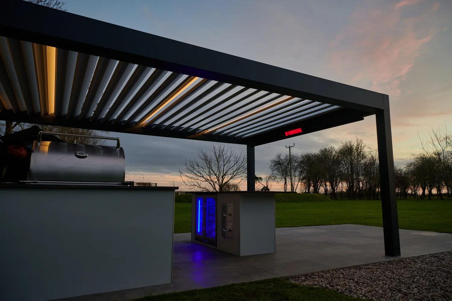 Ipswich pergola and outside kitchen installation (49)