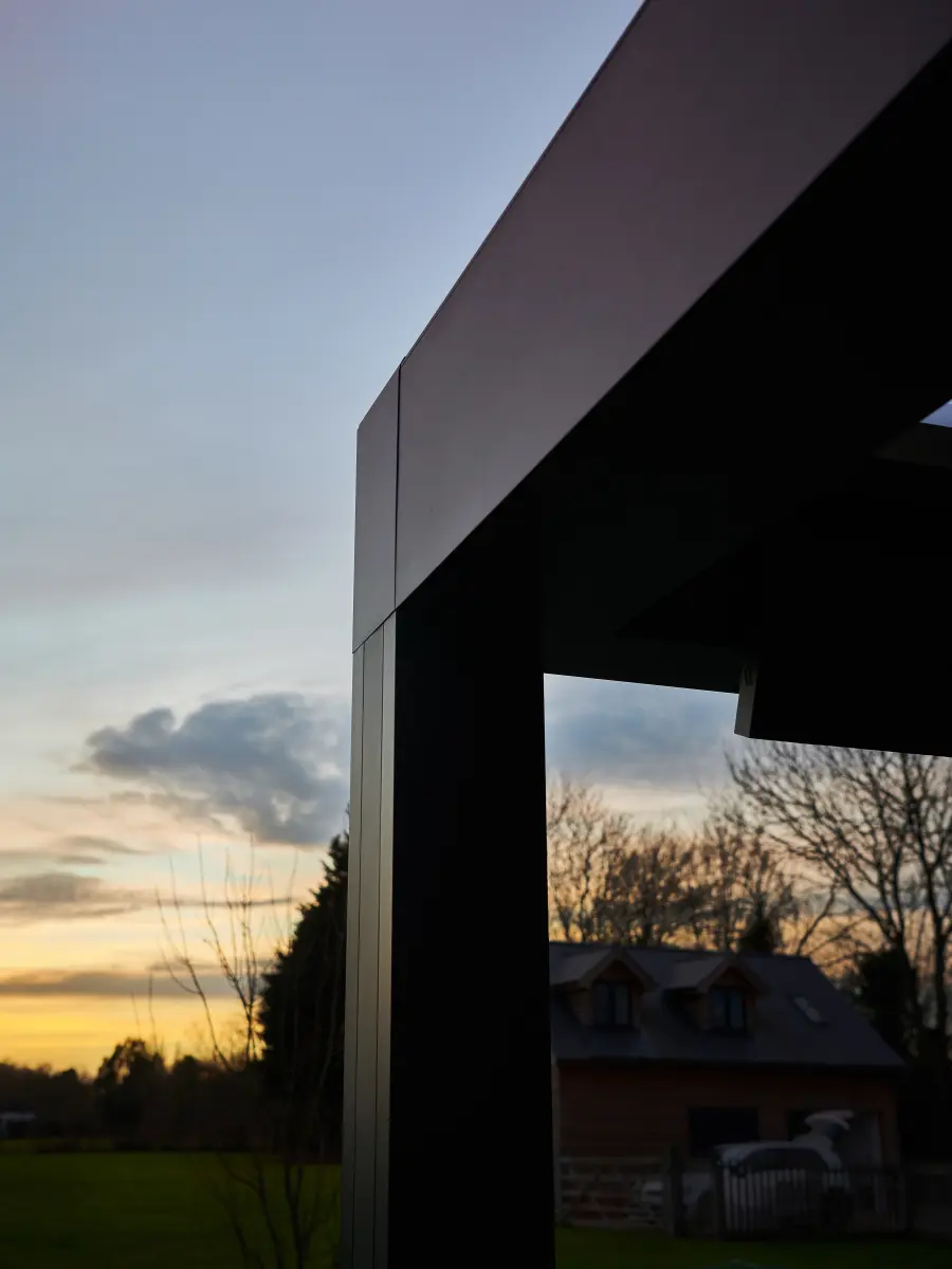 Ipswich pergola and outside kitchen installation (54)